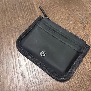 Lululemon true identity card case